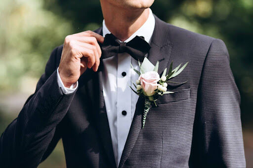 5 Expert Tips for Choosing the Perfect Wedding Suit